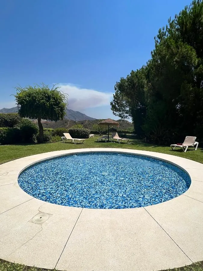 Altos De La Quinta II Apartment Marbella