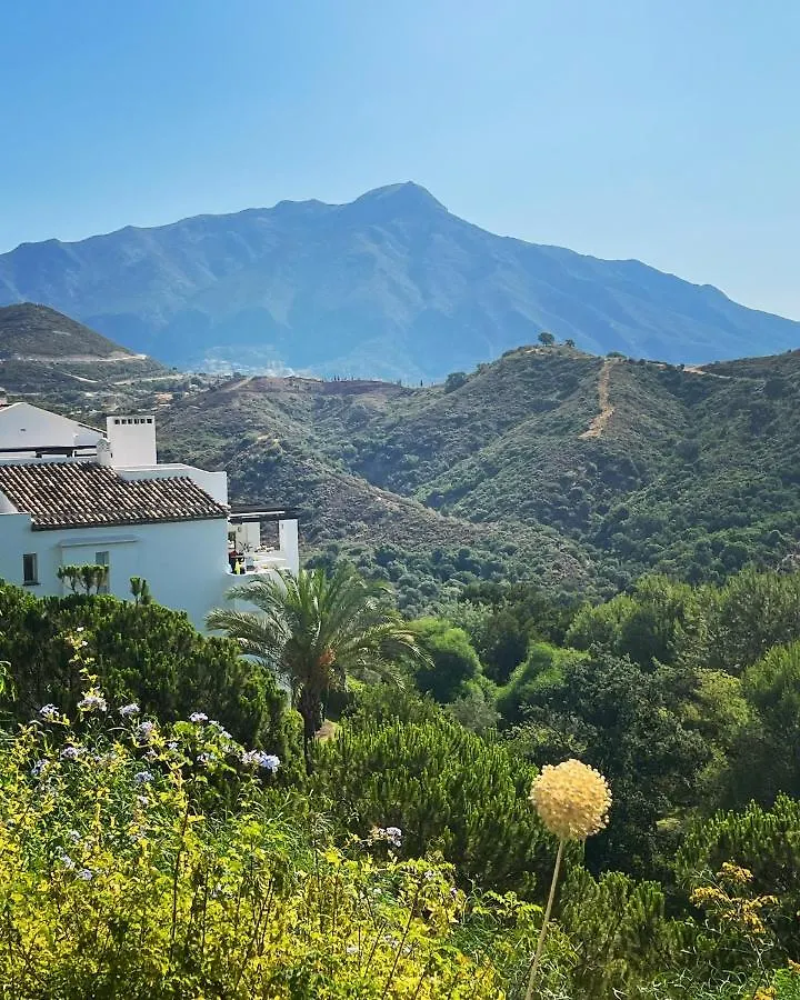 Altos De La Quinta II Apartment Marbella